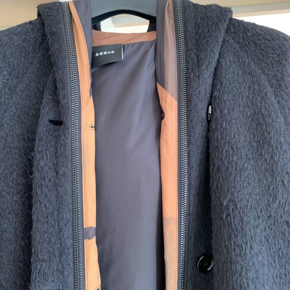 Unique Akris 3 in 1 coat with hood, size 6 - Picture 6 of 6
